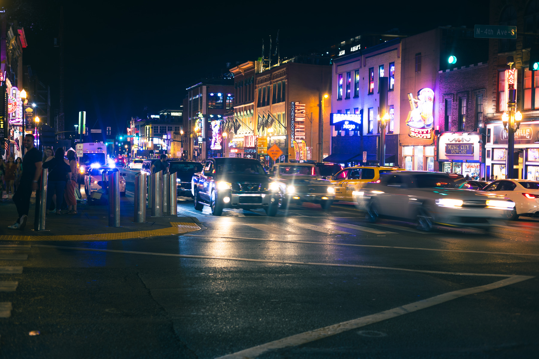 Cars driving down Broadway in Nashville, TN